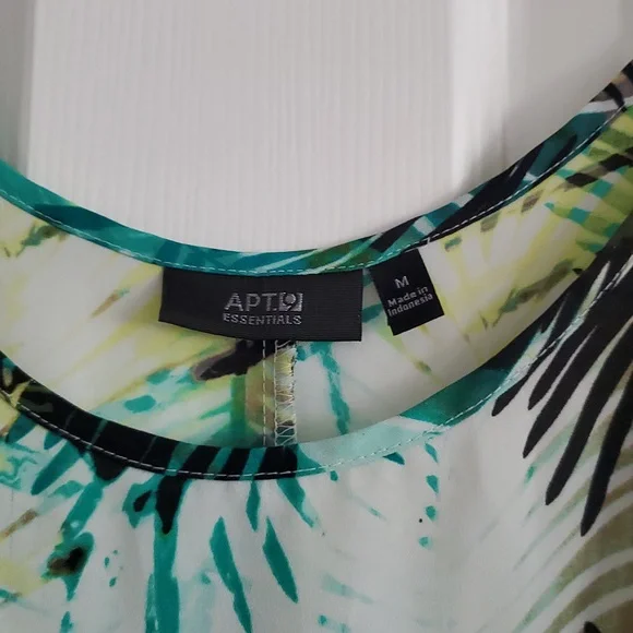 Apt. 9 Green and Black Leaf Print Camisole - Picture 2 of 2
